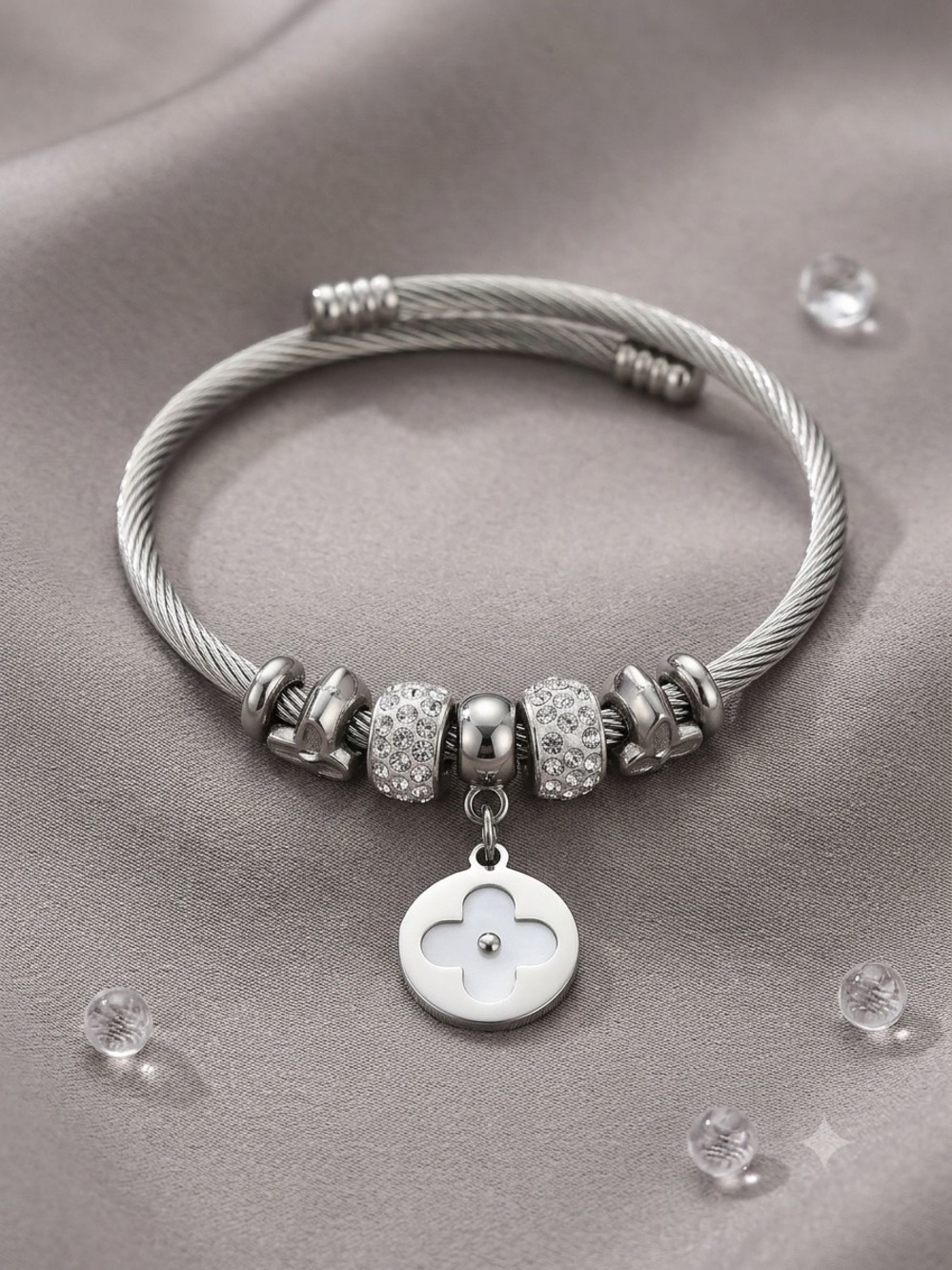 Sterling Silver Charm Cable Bracelet with White Enamel Clover nip